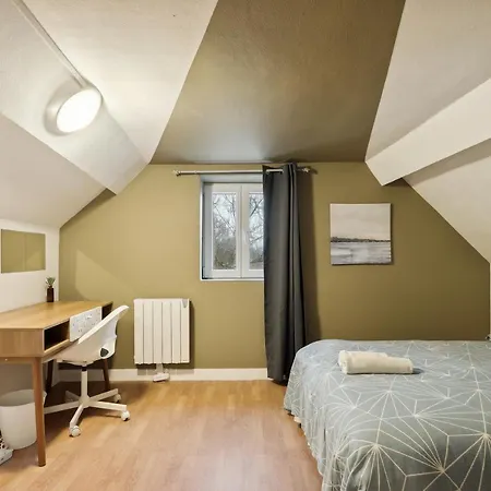 Chic House With Parking Апартаменты *