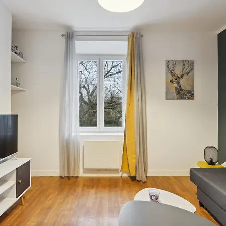 Chic House With Parking Ла Ферте-су-Жуар